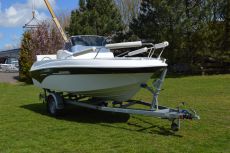 SeaRider 530 Sundeck Motorboot Kajütboot