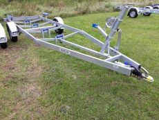 Trailer Marlin BTL 1500 gebremst Bootsanhänger mit Erstzulassung