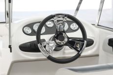 Bowrider Sportboot NEU Sensation SX180 inkl. 115 PS Motor Mercury Bowrider Sportboot NEU Sensation SX180 inkl. 115 PS Motor Mercury