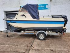 Kajütboot Angelboot Ockelbo kurze Kajüte neuwertige Persenning Kajütboot Angelboot Ockelbo kurze Kajüte neuwertige Persenning