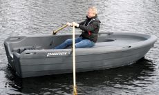 Pioner 12 Maxi Ruderboot / Motorboot Ausstellungsboot 2021 Pioner 12 Maxi Ruderboot / Motorboot Ausstellungsboot 2021