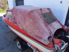 Motorboot Ibis + Motor Suzuki 15PS 4-Takt + Strassentrailer + viel Zubehör