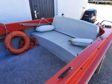 Motorboot Ibis + Motor Suzuki 15PS 4-Takt + Strassentrailer + viel Zubehör