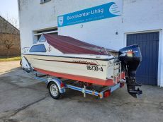 Kajütboot Mystraly Weekend 480 + 4-Takt Aussenborder Suzuki 25 PS + Trailer Wick