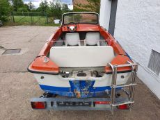 Motorboot Angelboot Ibis 2 mit Fahrpersenning große Badeleiter Motorboot Angelboot Ibis 2 mit Fahrpersenning große Badeleiter