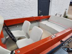 Motorboot Angelboot Ibis 2 mit Fahrpersenning große Badeleiter Motorboot Angelboot Ibis 2 mit Fahrpersenning große Badeleiter