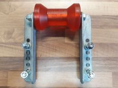 Kielrolle Stoltz RP-5 inkl. Halter an Quertraverse