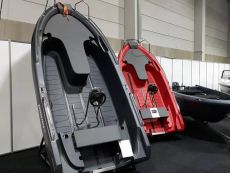 Pioner 12 Maxi Ruderboot / Motorboot Pioner 12 Maxi Ruderboot / Motorboot