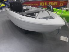 Pioner 15 Allround Motorboot Angelboot Arbeitsboot aus PE Pioner 15 Allround Motorboot Angelboot Arbeitsboot aus PE